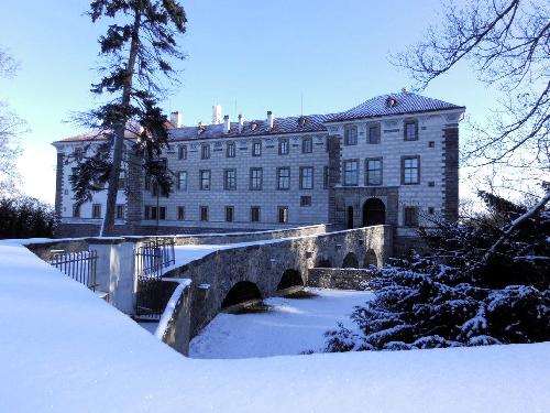Adventní slavnosti na zámku Nelahozeves - www.webtrziste.cz